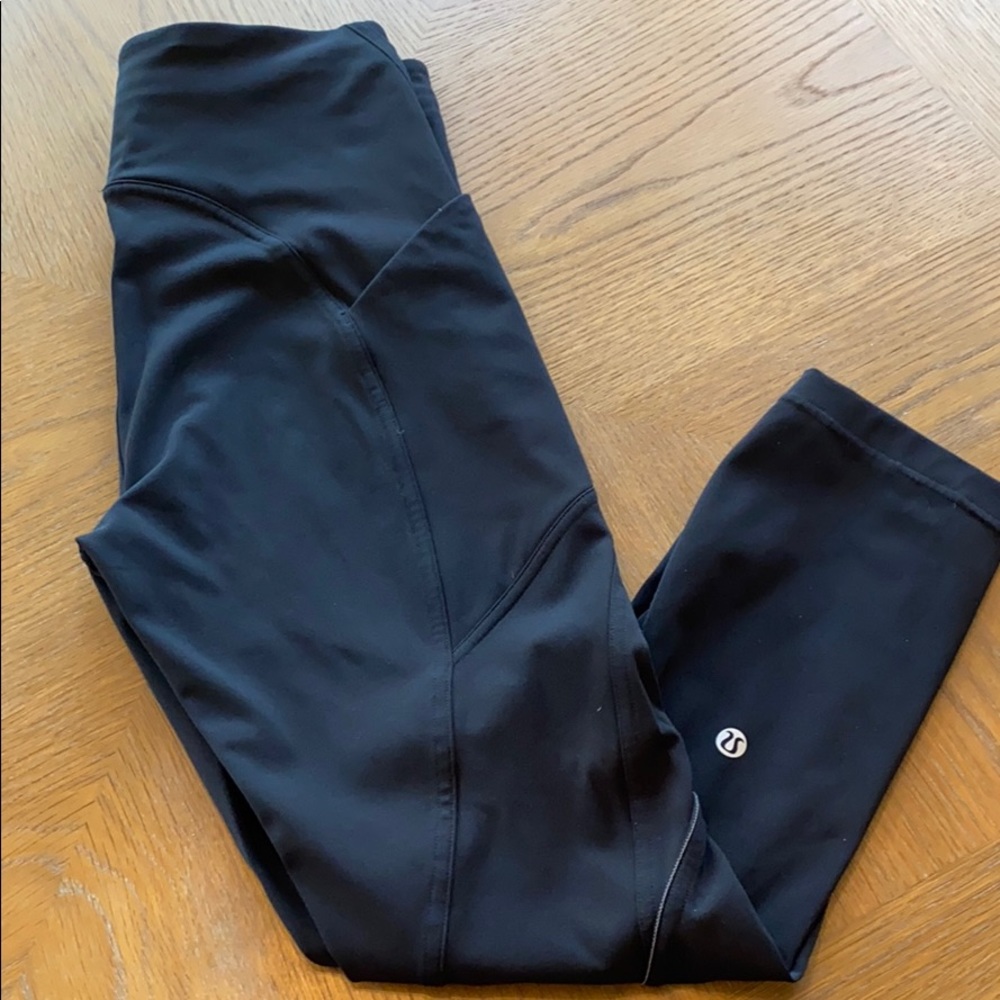 Lululemon black legging w/pockets